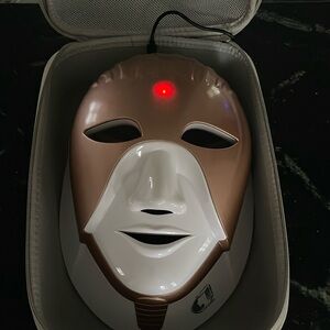 Cleopatra LED Red Light Mask